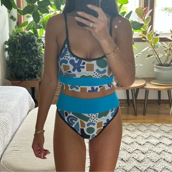 Beach Riot Abstract Bikini - Picture 8 of 8